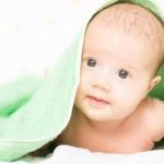 Kuidas tilgutada beebi ninna aaloemahla: ravime lapse nohu tõestatud taimse ravimiga