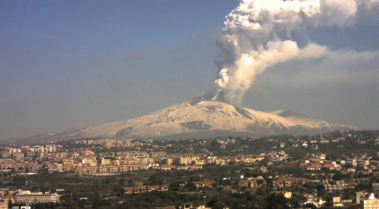 Vulkani - kako nastaju, zašto ih izbijaju i kako su opasni i korisni?